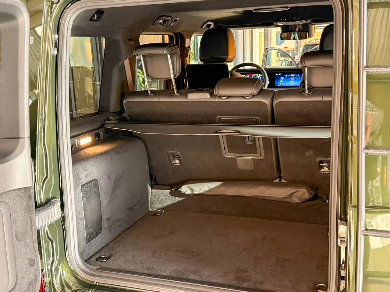 Mercedes-Benz G 450 G 450 d PROFESSIONAL OLIV Night adaptive Dämpfer 5