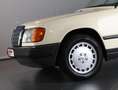 Mercedes-Benz 280 200-280 230 E 65.000km! Gelb - thumbnail 42