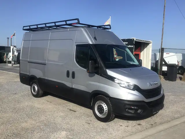 Iveco Daily l3h2 160pk automaat 2023 150km 34950e ex