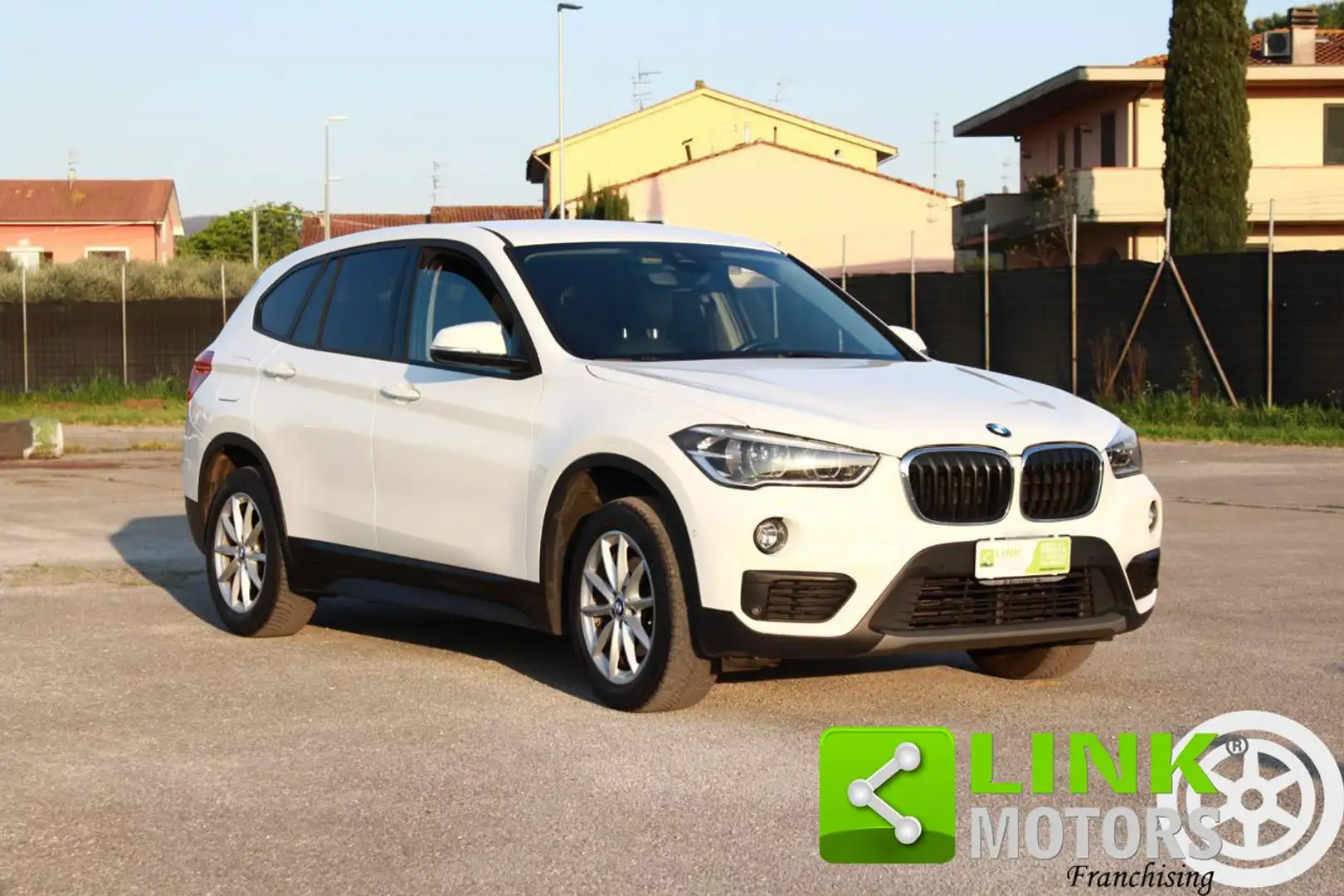 BMW X1 sDrive18d Business Bianco - 1