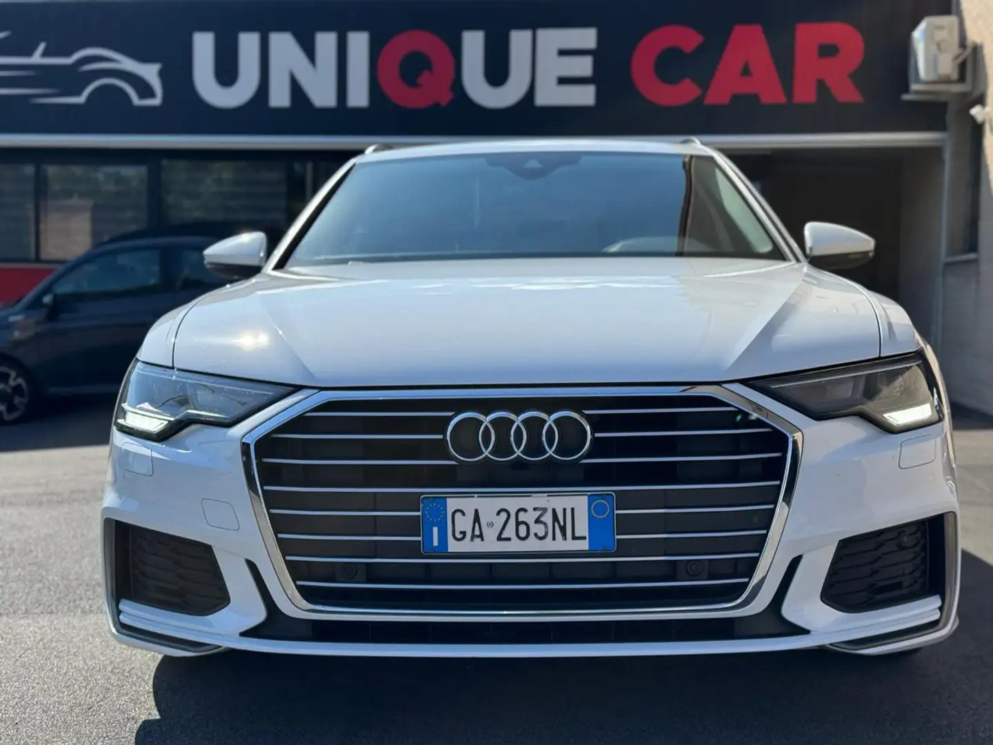 Audi A6 Avant 40 2.0 TDI quattro ultra S tronic Business Bianco - 2