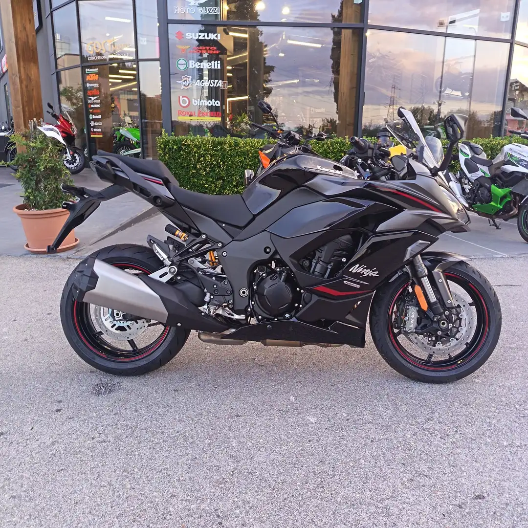 Kawasaki Ninja 1100SX SE SE - 2