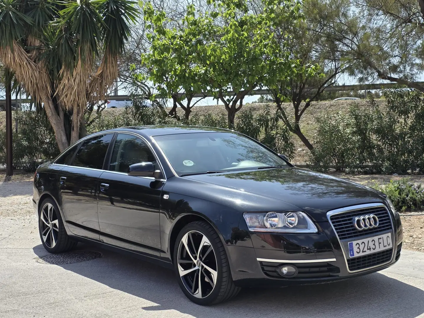 Audi A6 2.0TDI Negro - 1