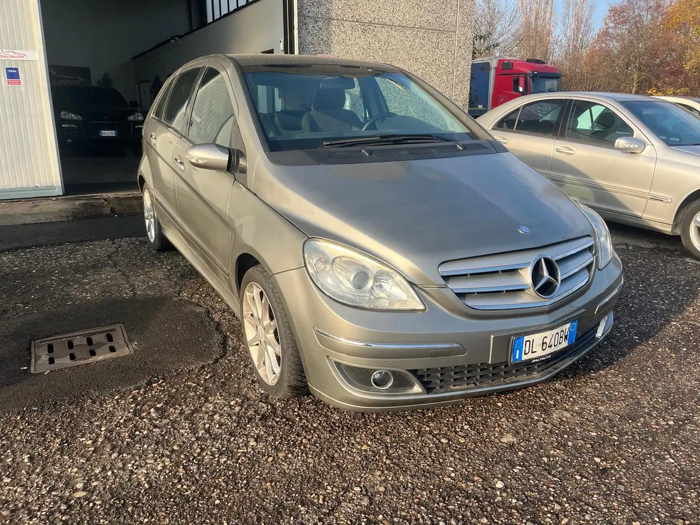 Mercedes-Benz B 200 CDI SPORT Grigio - 1