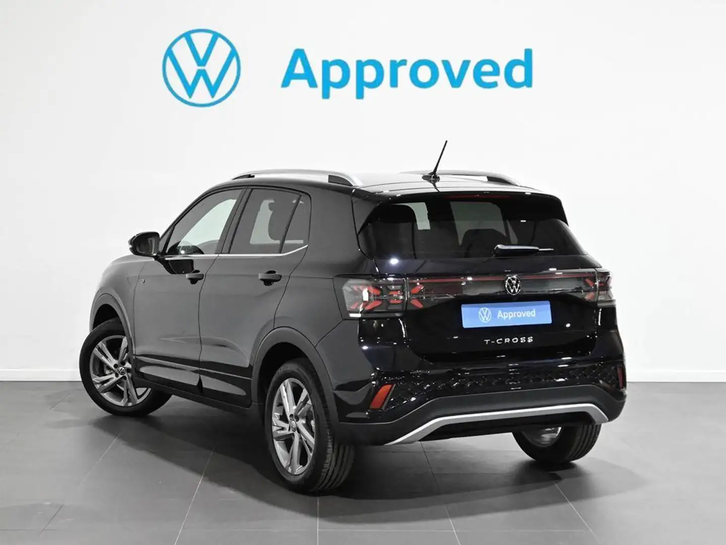 Volkswagen T-Cross 1.0 TSI R-Line 85kW Aut. Zwart - 2