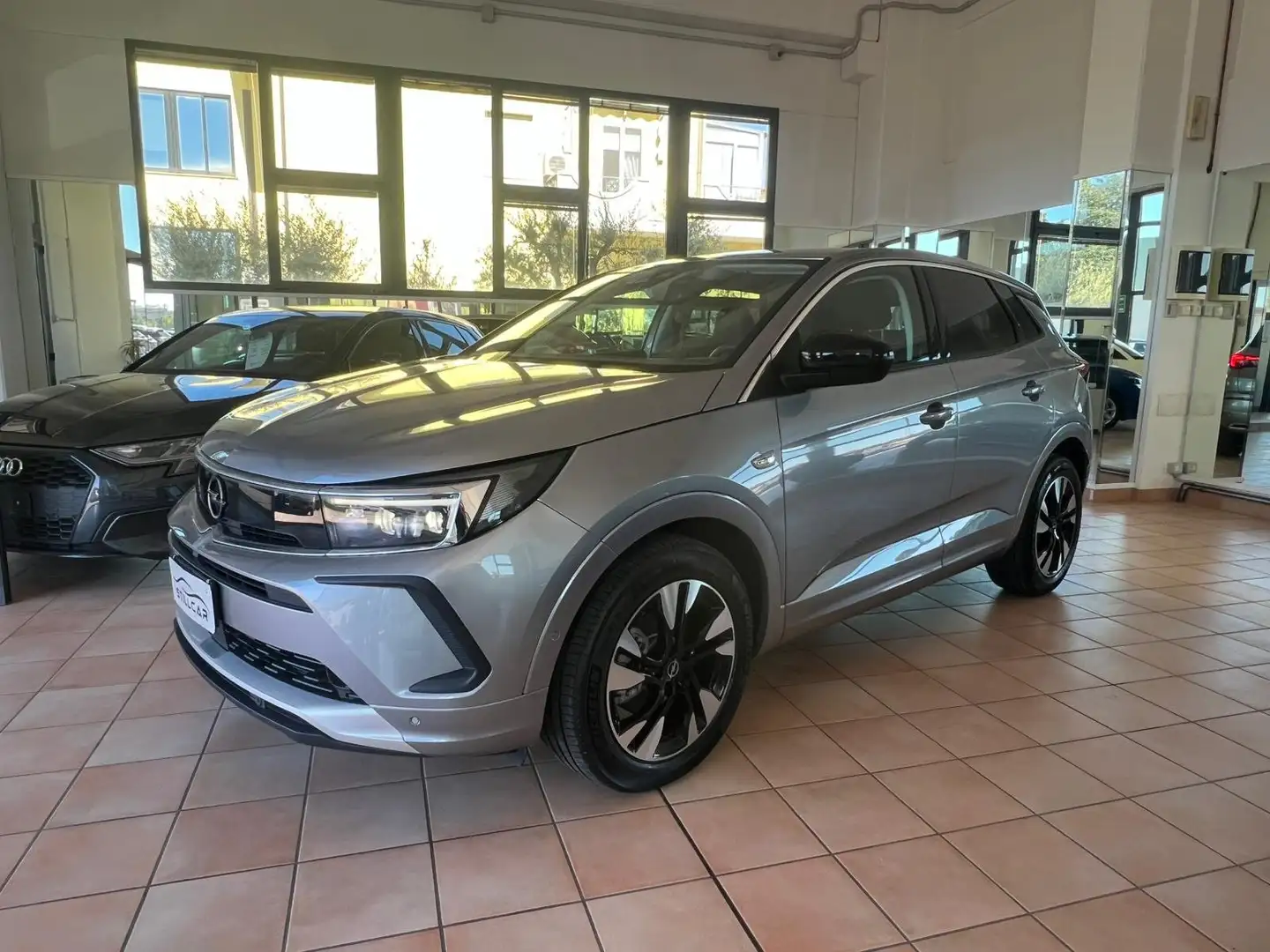 Opel Grandland X Grandland I 2022 1.2 Grigio - 1