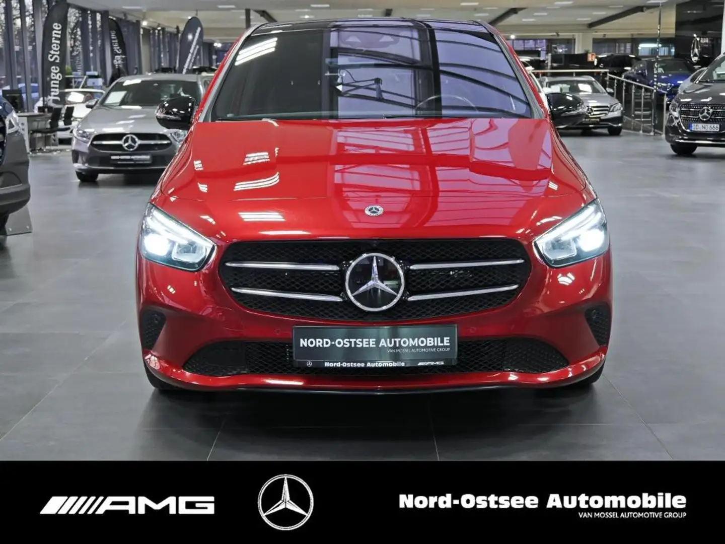 Mercedes-Benz B 250 e PROGRESSIVE DISTR LED 360° KAMERA PANO Rojo - 2