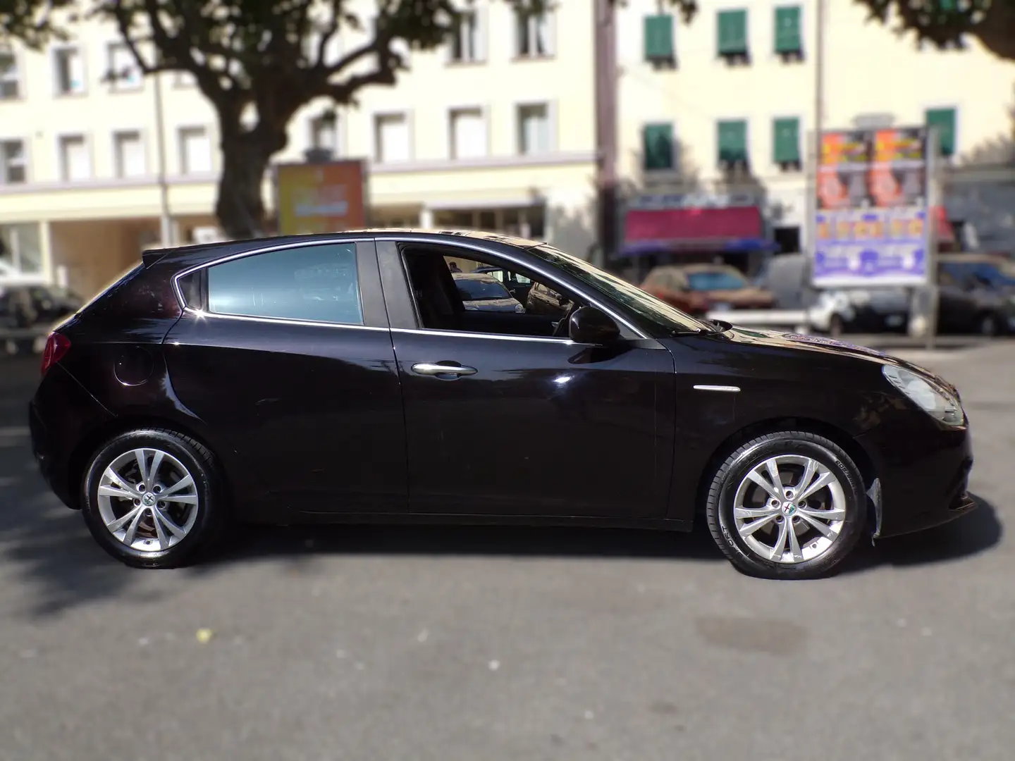 Alfa Romeo Giulietta Giulietta III 2010 1.6 jtdm(2) Exclusive Nero - 1