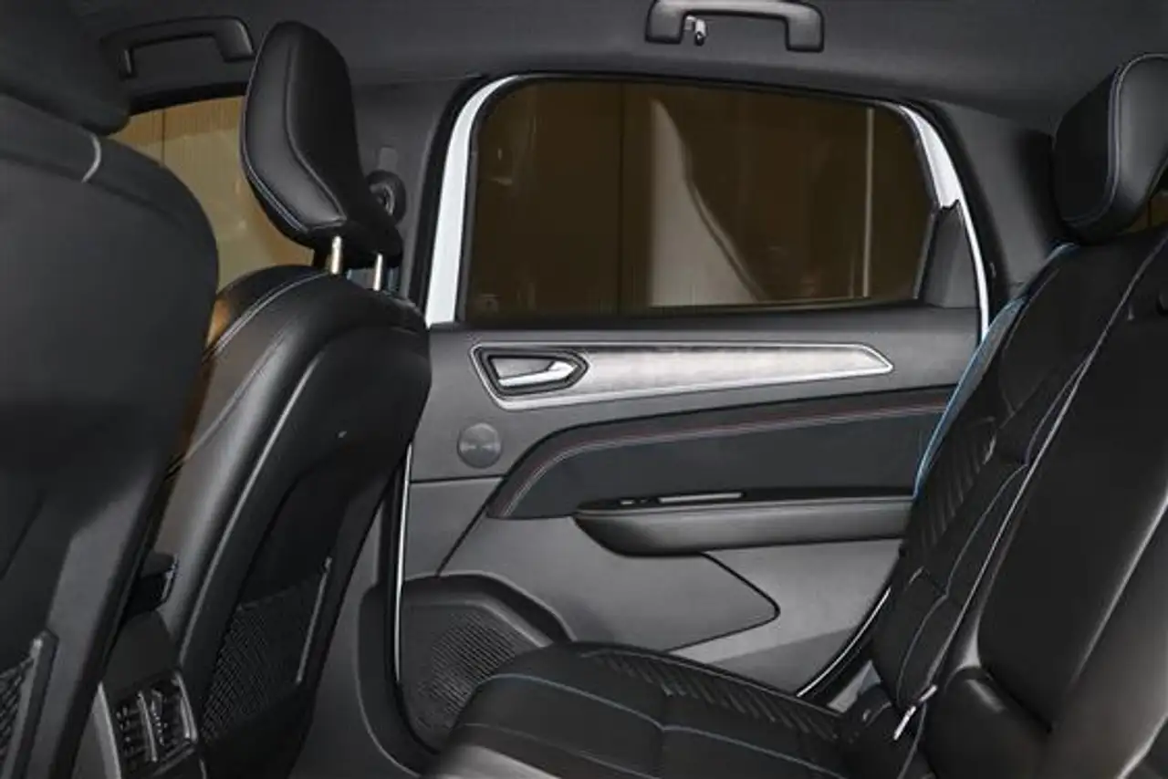 Renault Arkana ESPRIT ALPINE e-tech HYBRIDE, миниатюра 7