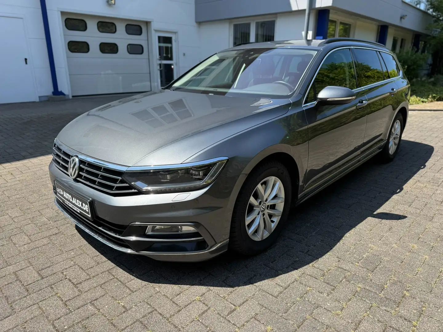 Volkswagen Passat Variant Comfortline BMT/Start-Stopp Grau - 1