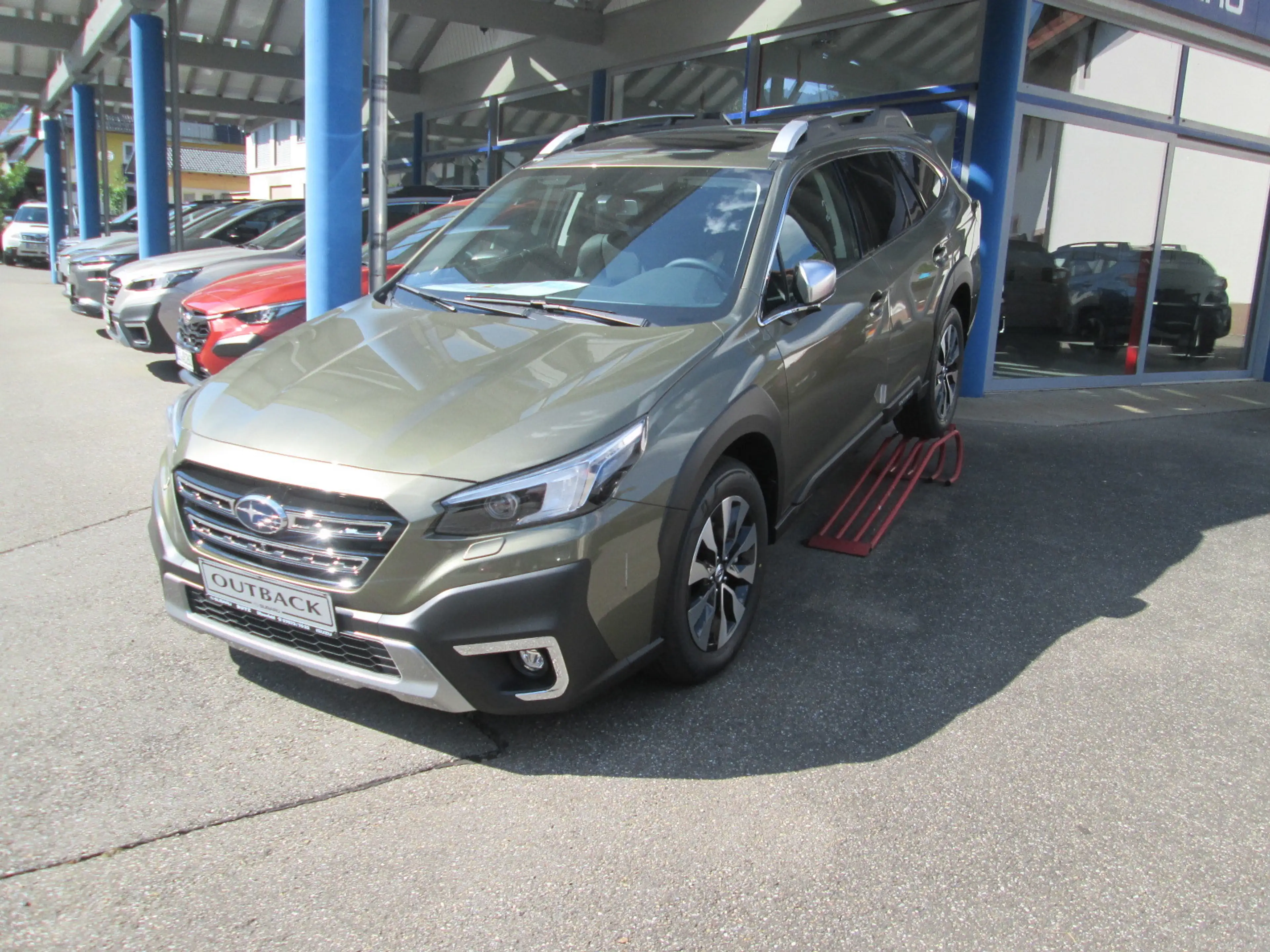 Subaru OUTBACK 2.5i Platinum Linartronic, Aktion — photo 2