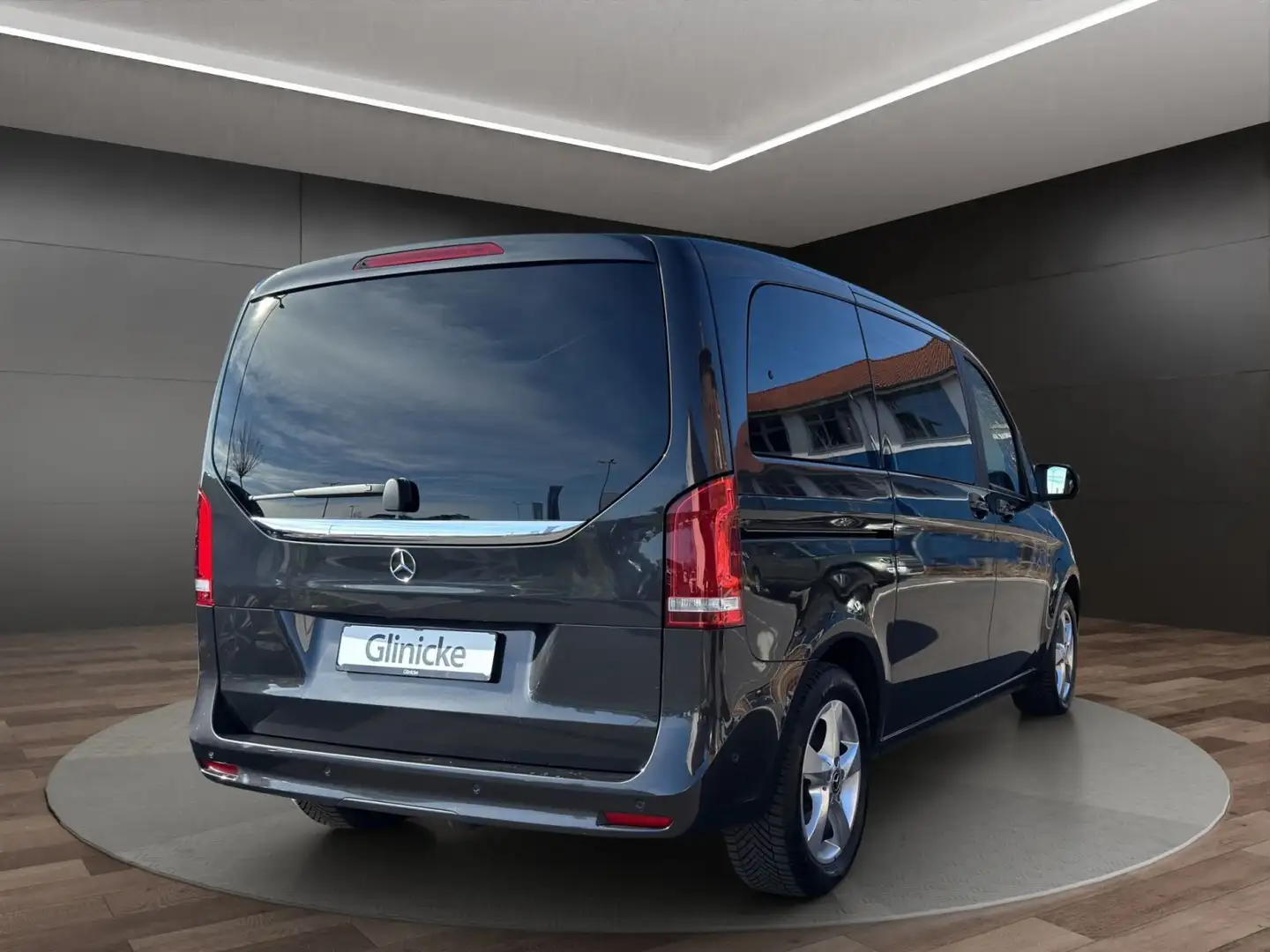 Mercedes-Benz V 300 V-Klasse Edition 4 Matic + Standhei + Kam. Grijs - 2