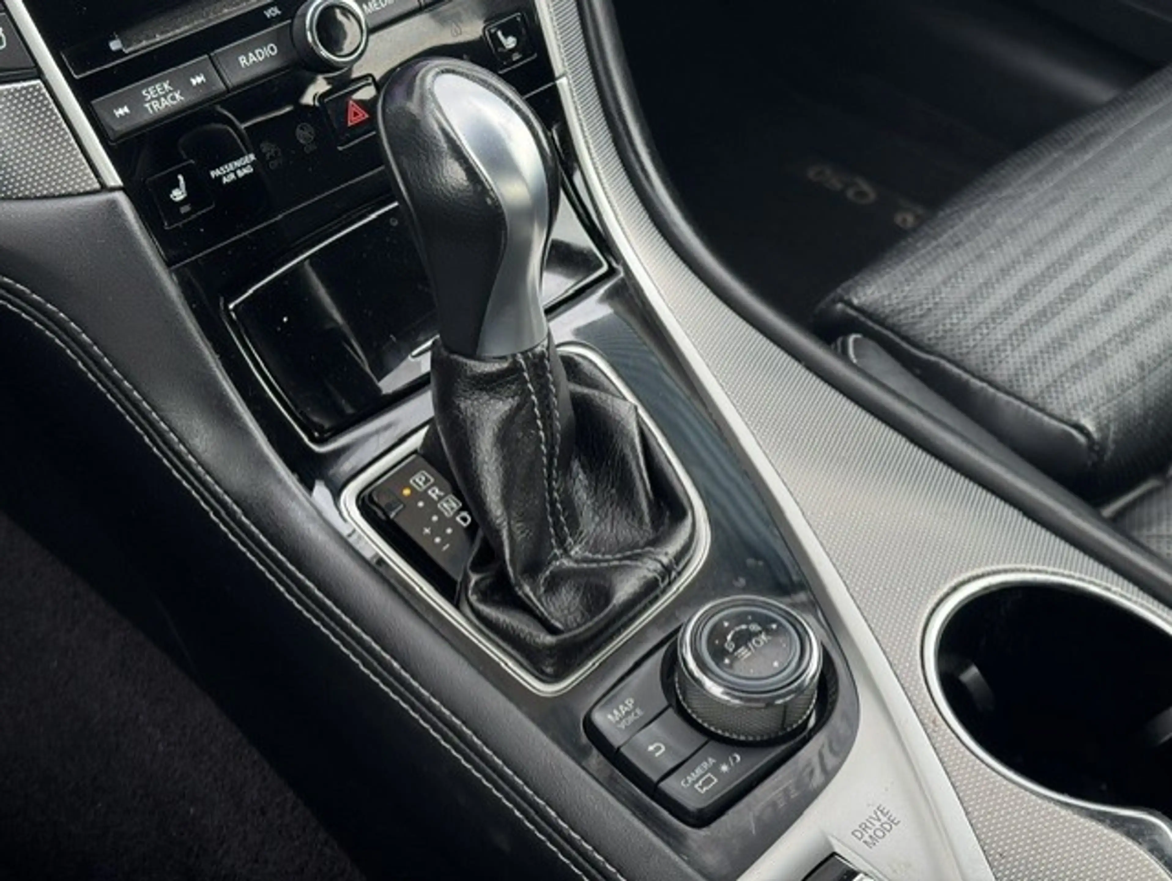 Infiniti Q50 2.0t Performance - Dealer onderhouden - 360° — photo 14