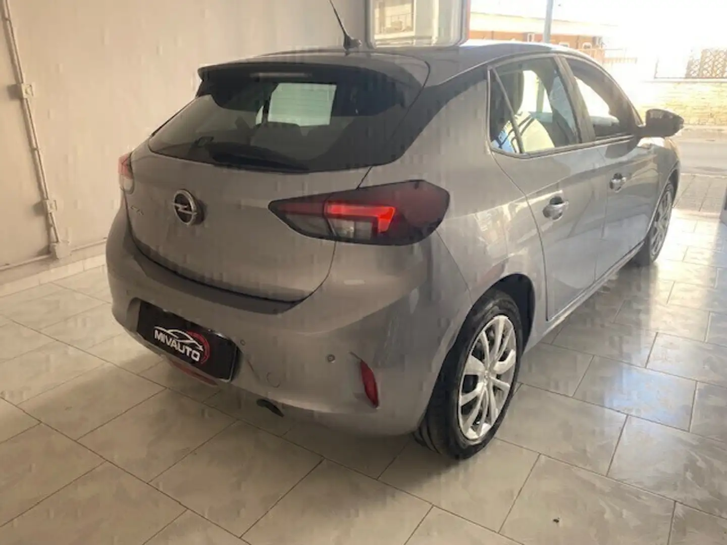 Opel Corsa 1.5 diesel 100 CV Edition Grigio - 2