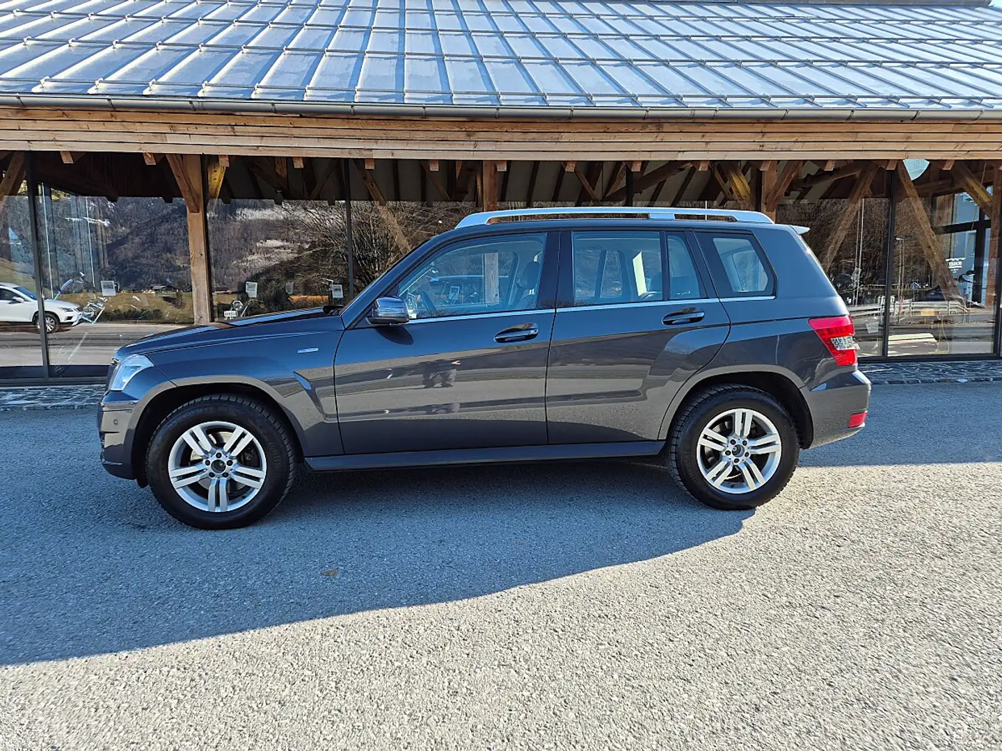 Mercedes-Benz GLK 220 CDI 4MATIC BlueEfficiency Aut. Grau - 2