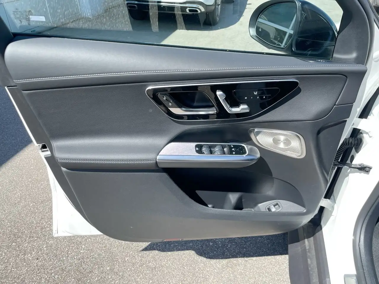 Mercedes-Benz GLC fotografie Mercedes-Benz GLC