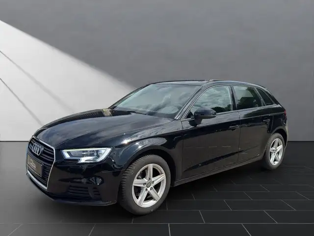 Audi A3 Sportback MMI NAVI+XENON+LE D+SITZHEIZUNG+ALU