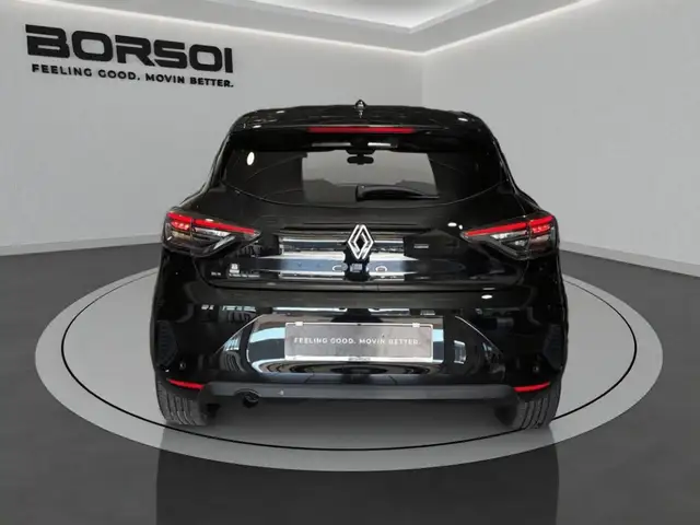 Renault Clio view 4