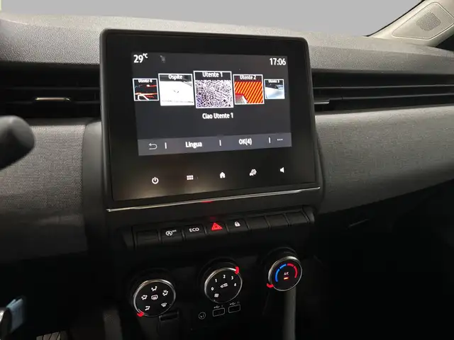 Renault Clio view 12