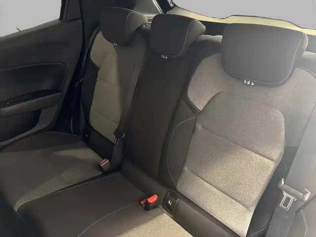 Renault Clio view 15