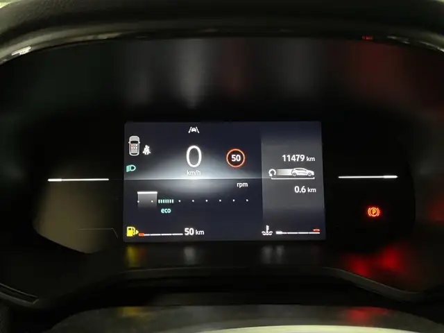 Renault Clio view 11