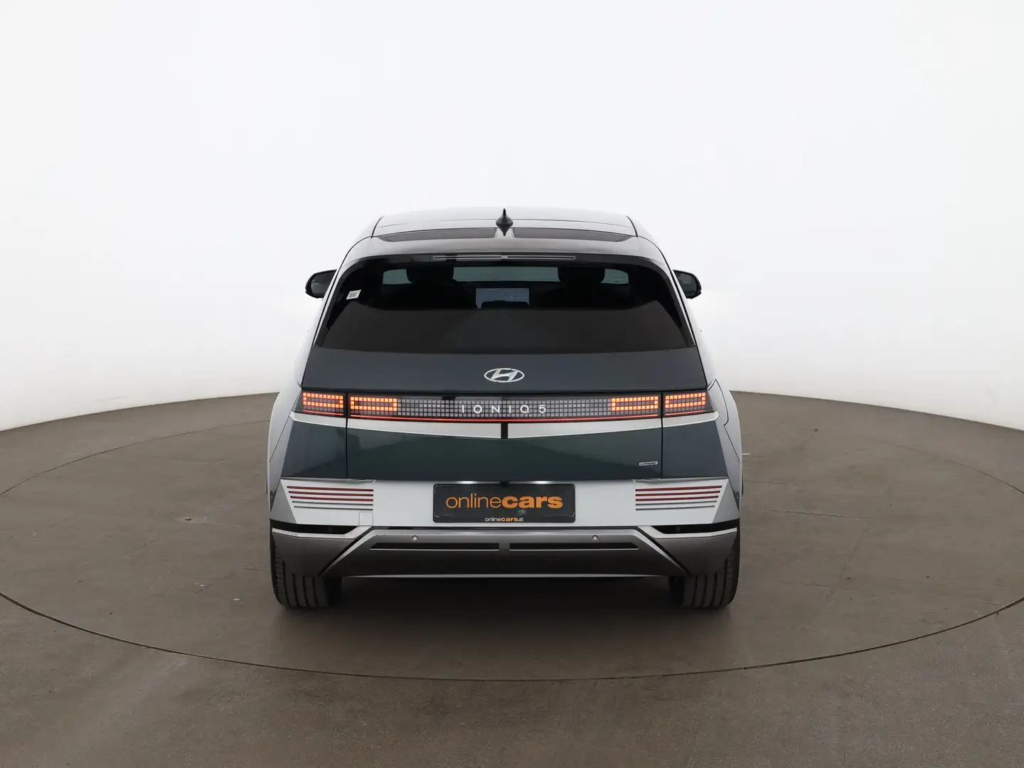 Hyundai IONIQ 5 Elektro Uniq 4x4 58kWh Aut LED 360-CAM - 2