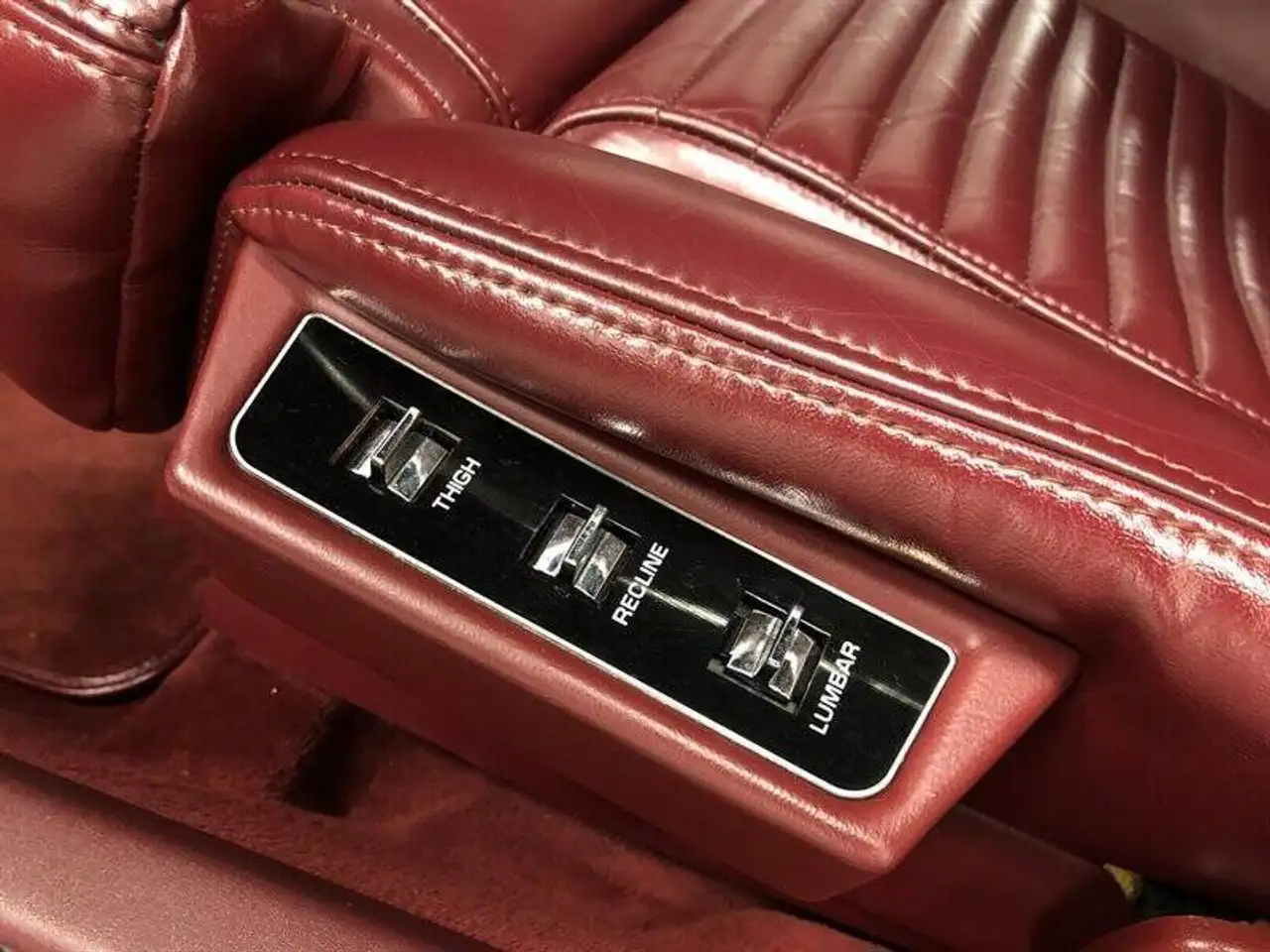 Buick Reatta photo Buick Reatta