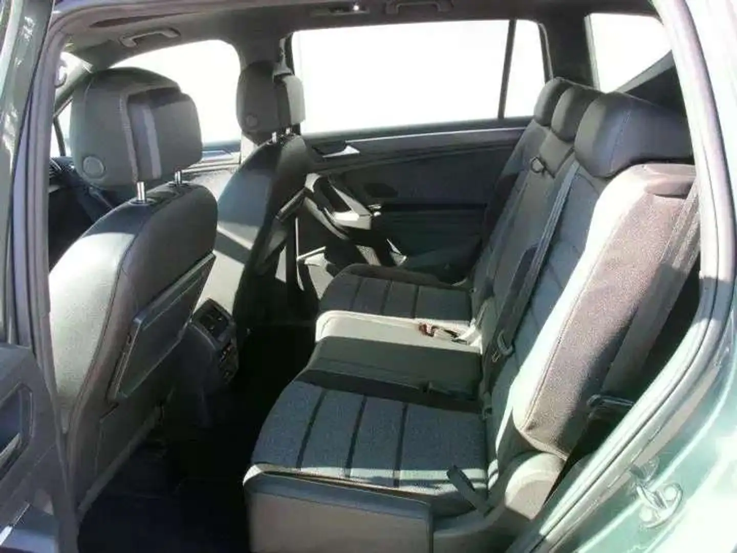 SEAT Tarraco 2,0 TDI Xcellence DSG 4Drive Grau - 2