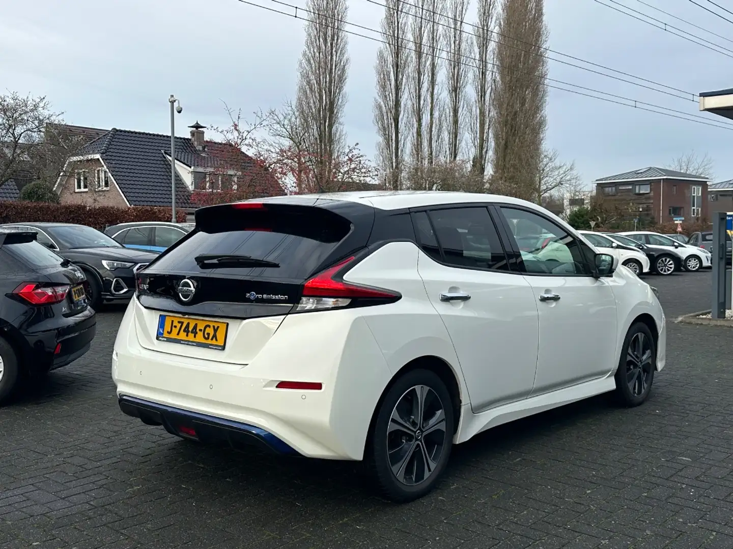 Nissan Leaf N-Connecta 40kWh | SoH 90% | Navi | Camera White - 2