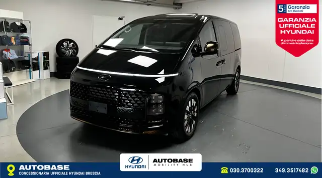 Hyundai STARIA 1.6 hev Luxury 2wd auto