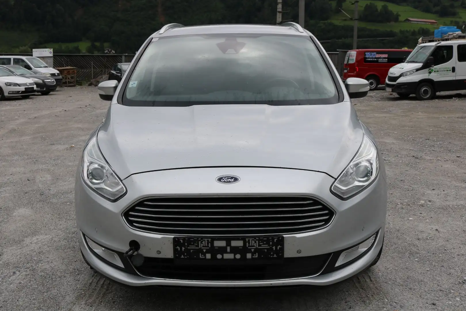 Ford Galaxy 2,0 TDCi Titanium Start/Stop Grigio - 2