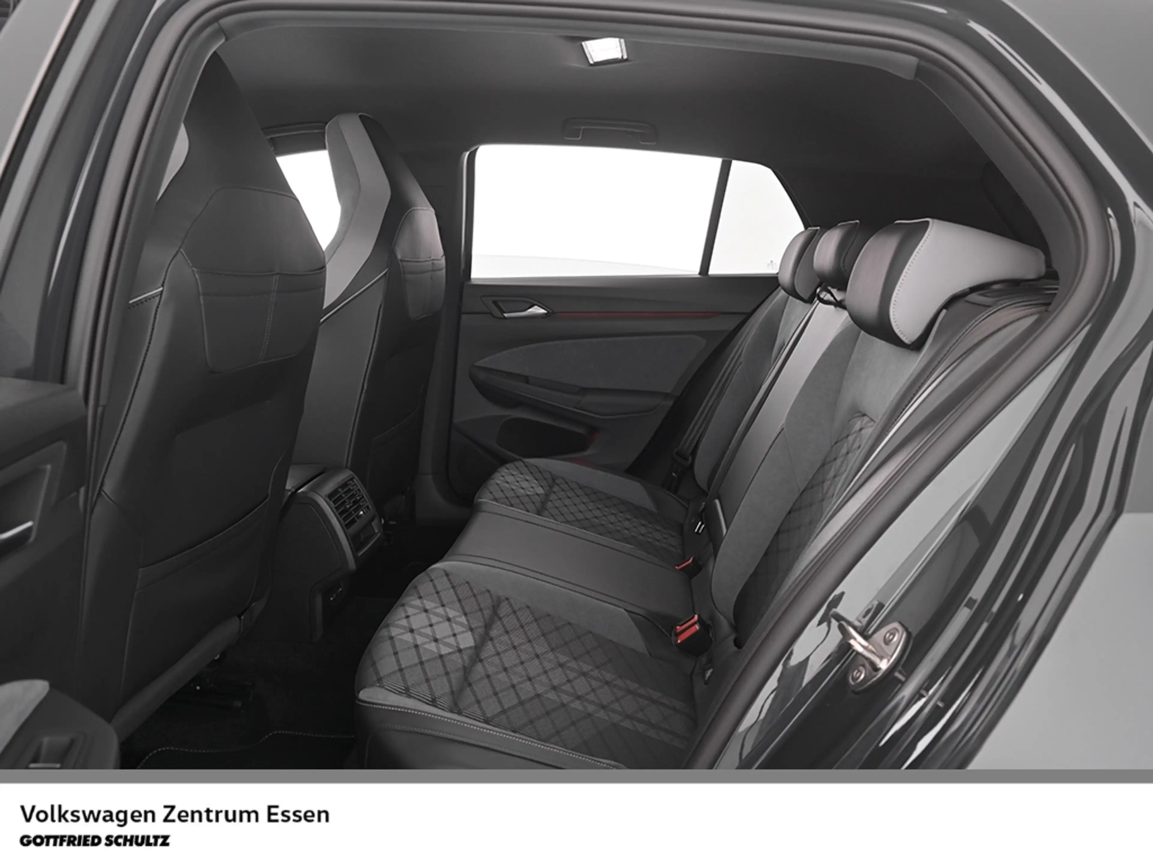 Volkswagen Golf R -Line eTSI DSG LED R-Kamera Sitzhzg PDC — photo 12