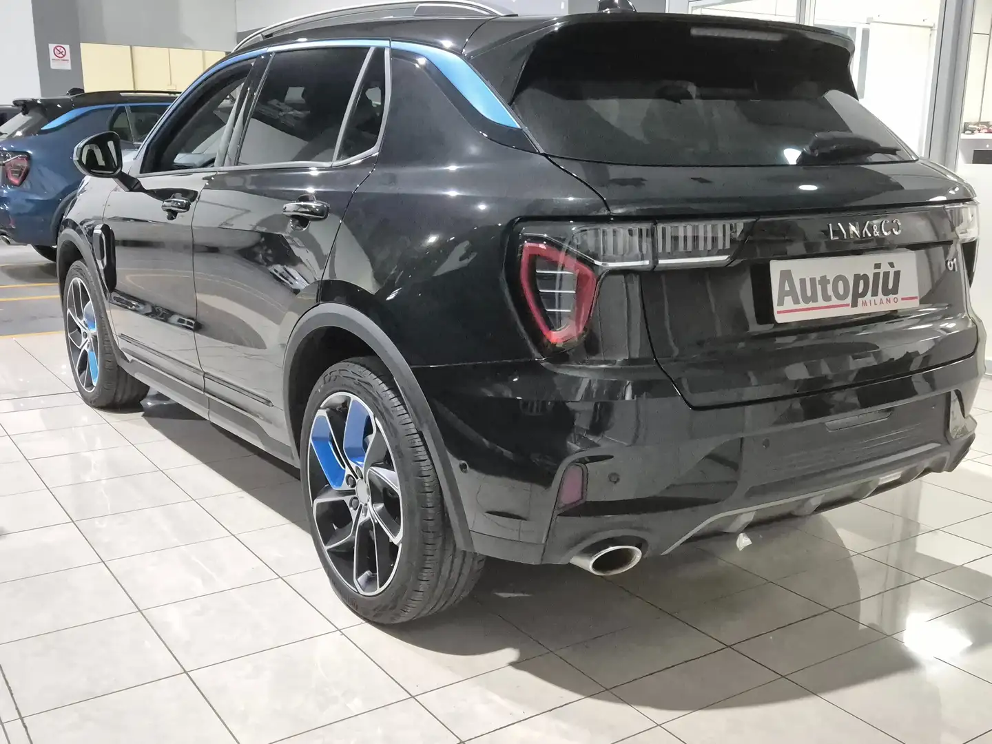 Lynk & Co 01 01 1.5 td phev auto Negru - 2