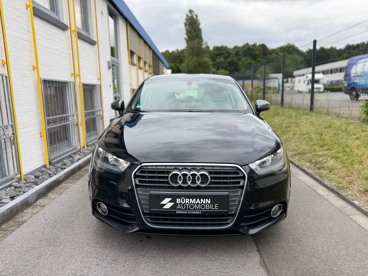 Audi A1 Sportback Attraction/PDC/SCHECKH/8FACH/MFL Schwarz - 2