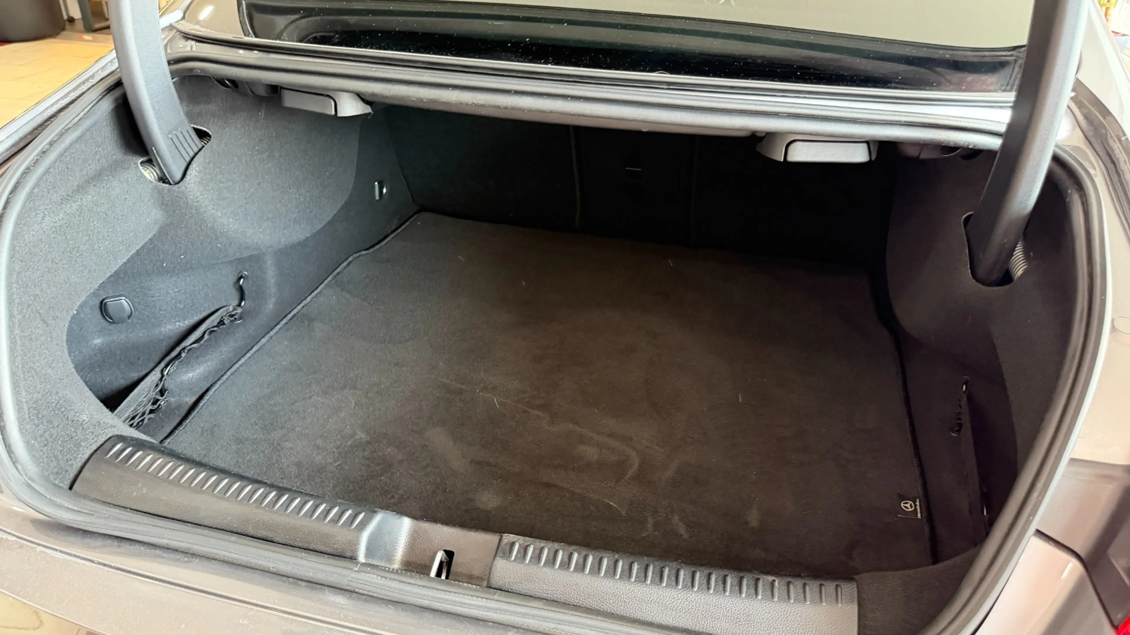 Mercedes-Benz CLA 200 9G AMG-LINE* Kamera-Ambiente — photo 10