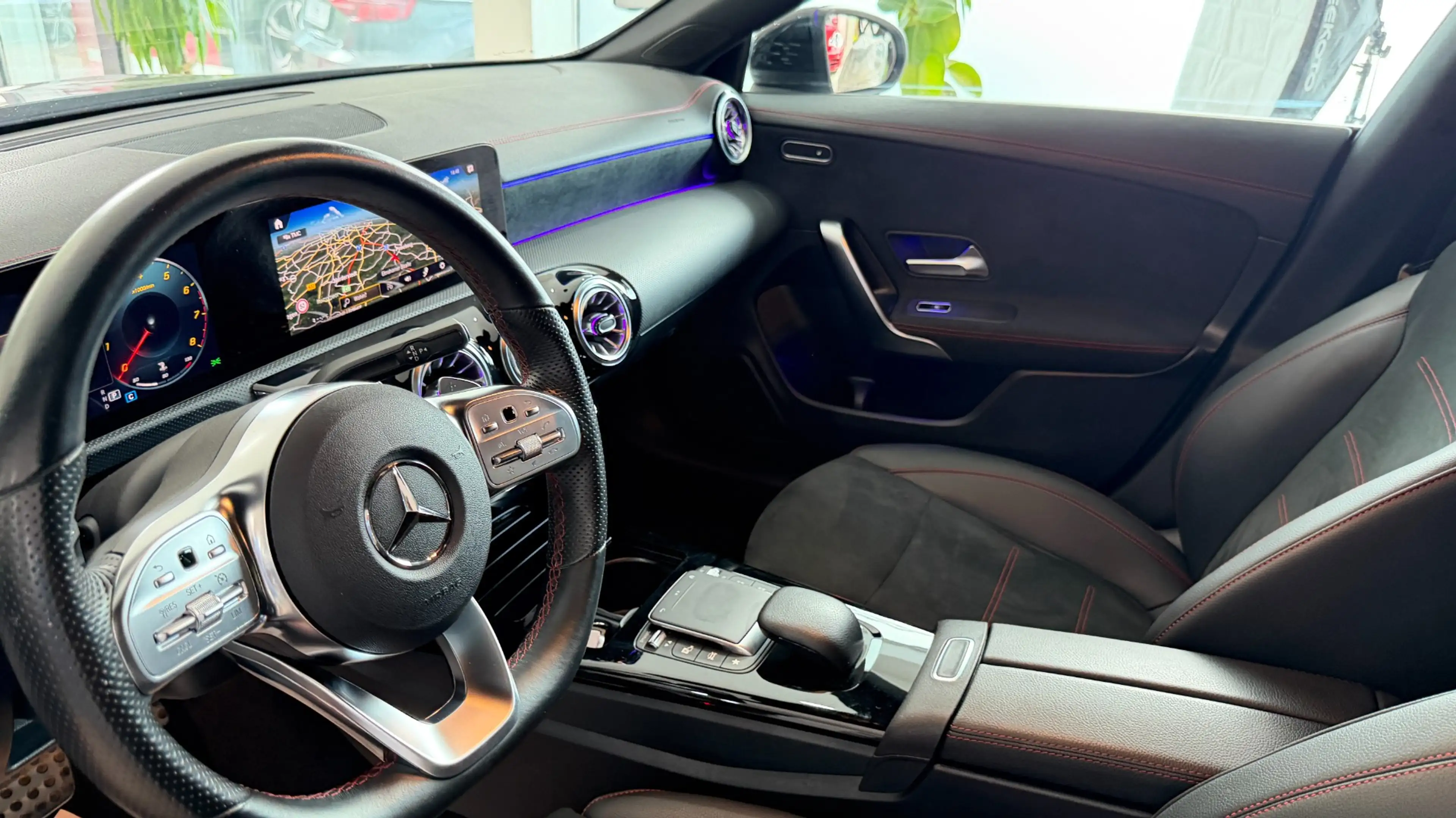 Mercedes-Benz CLA 200 9G AMG-LINE* Kamera-Ambiente — photo 14