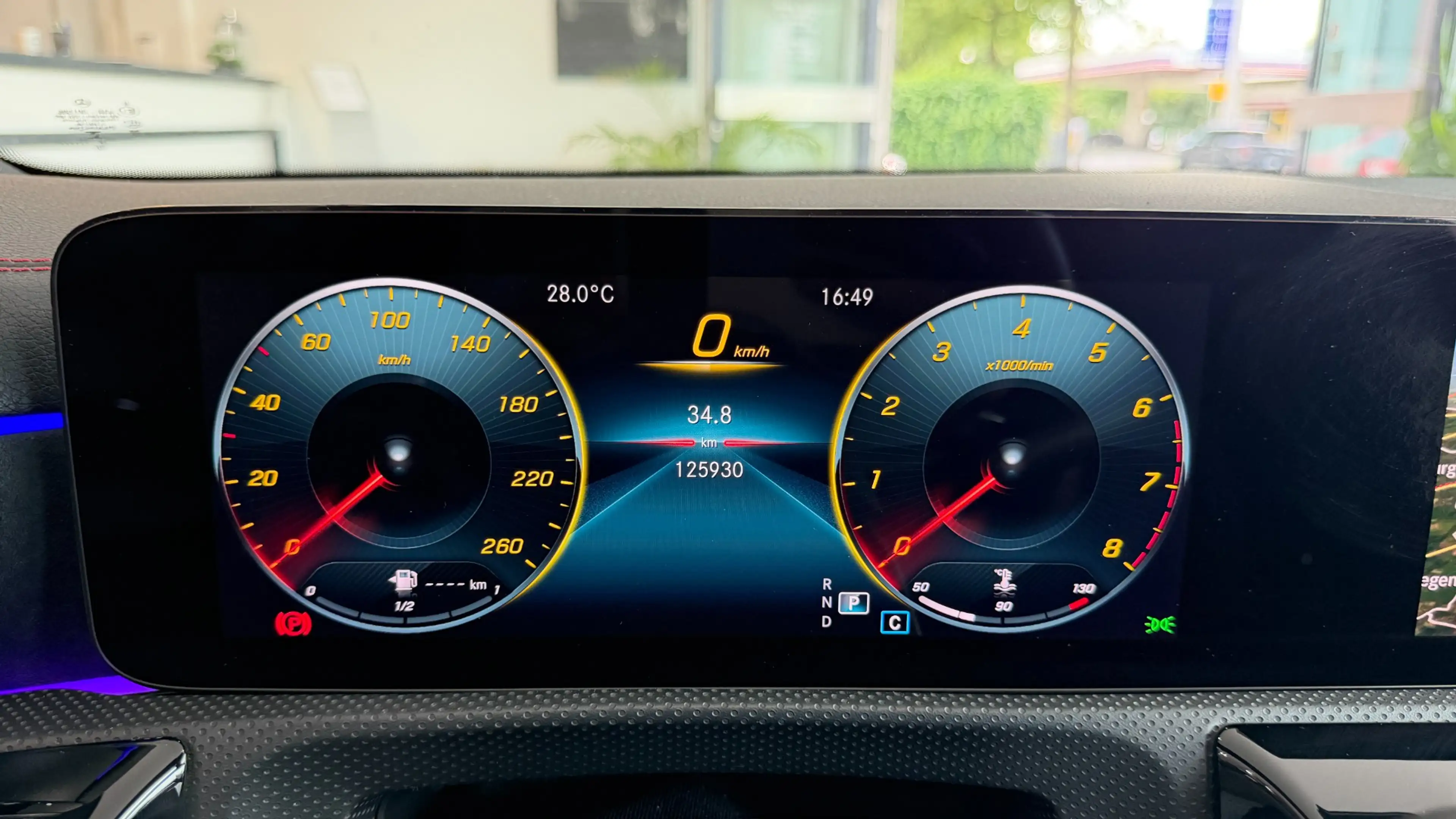 Mercedes-Benz CLA 200 9G AMG-LINE* Kamera-Ambiente — photo 25