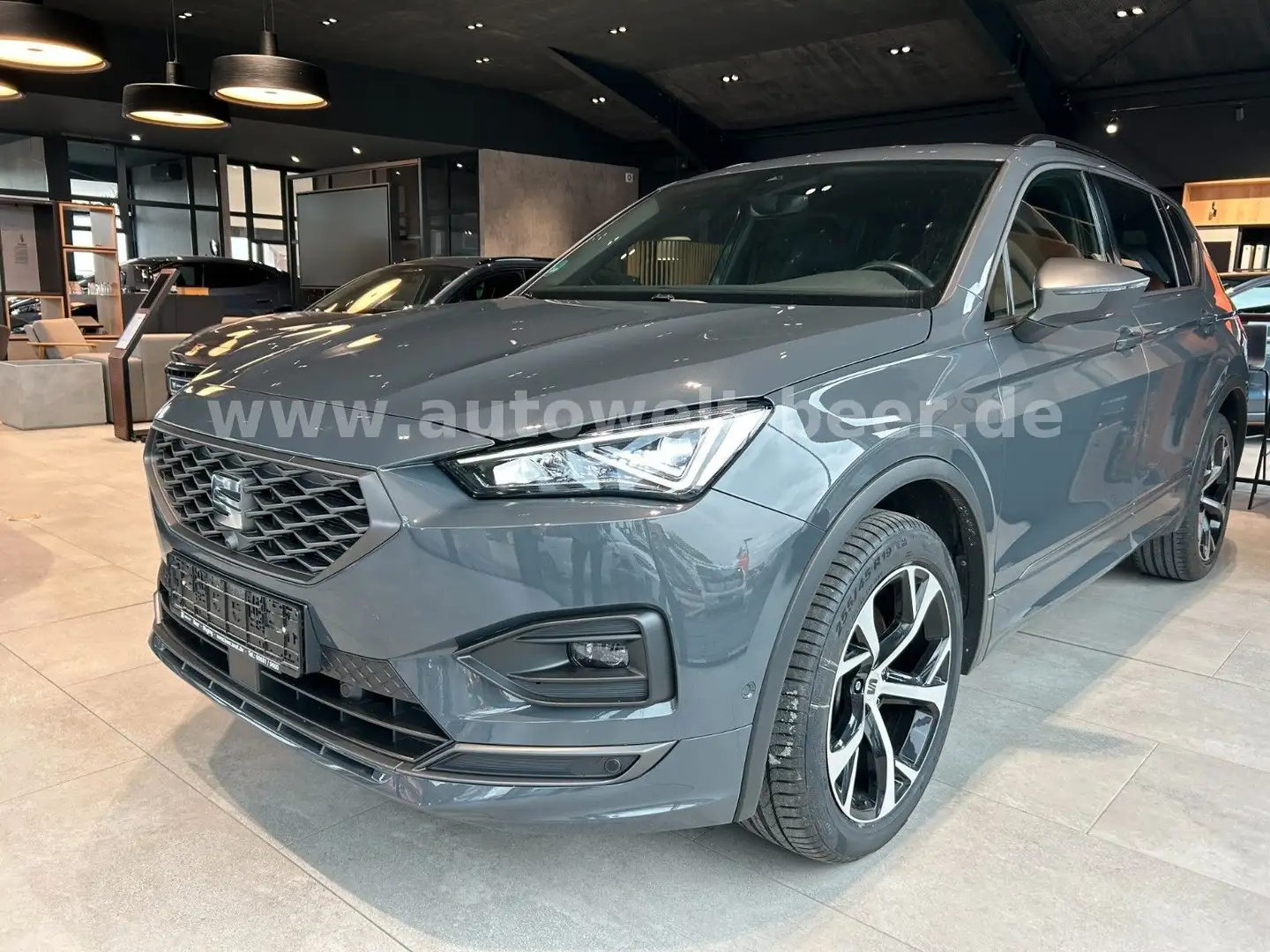 SEAT Tarraco FR 2.0 TSI 245PS DSG 4Drive *360°CAM*AHK Grau - 1