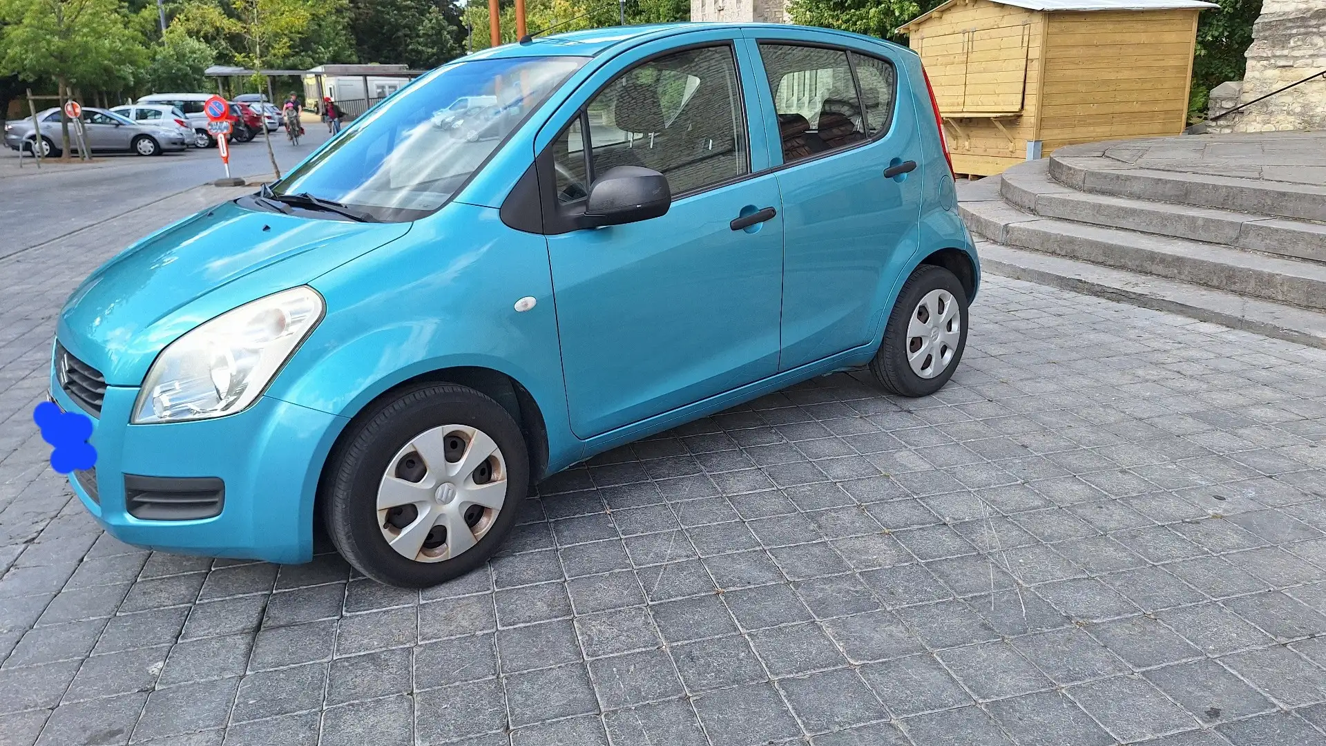 Suzuki Splash 1.0i GA - 1