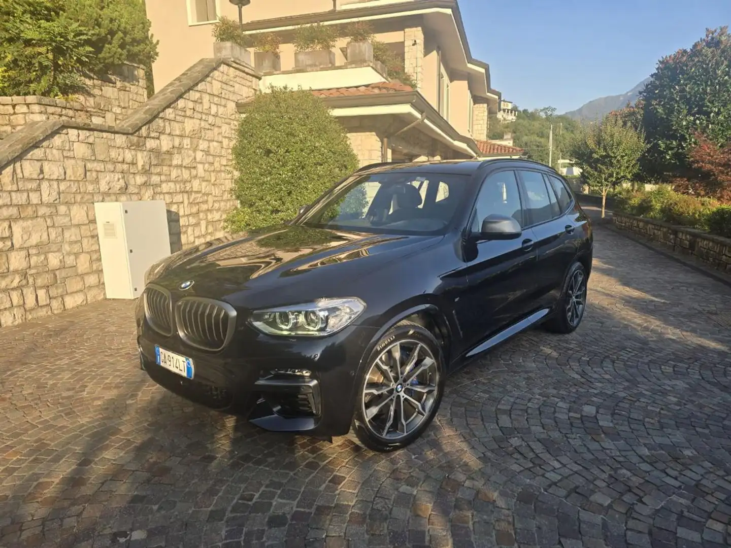 BMW X3 xDrive M40d MSport 326CV Schwarz - 1