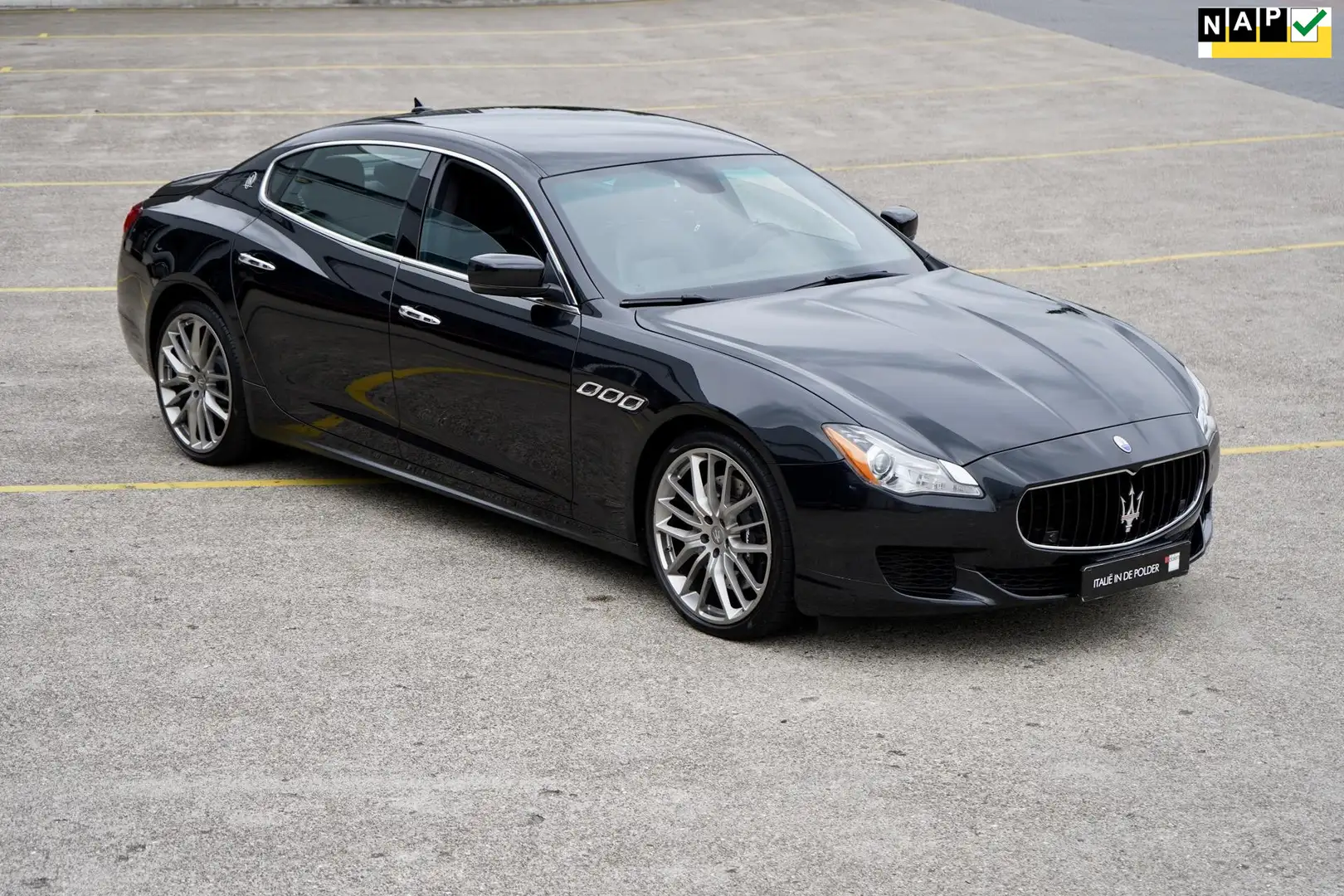 Maserati Quattroporte 3.8 V8 GTS Zwart - 1