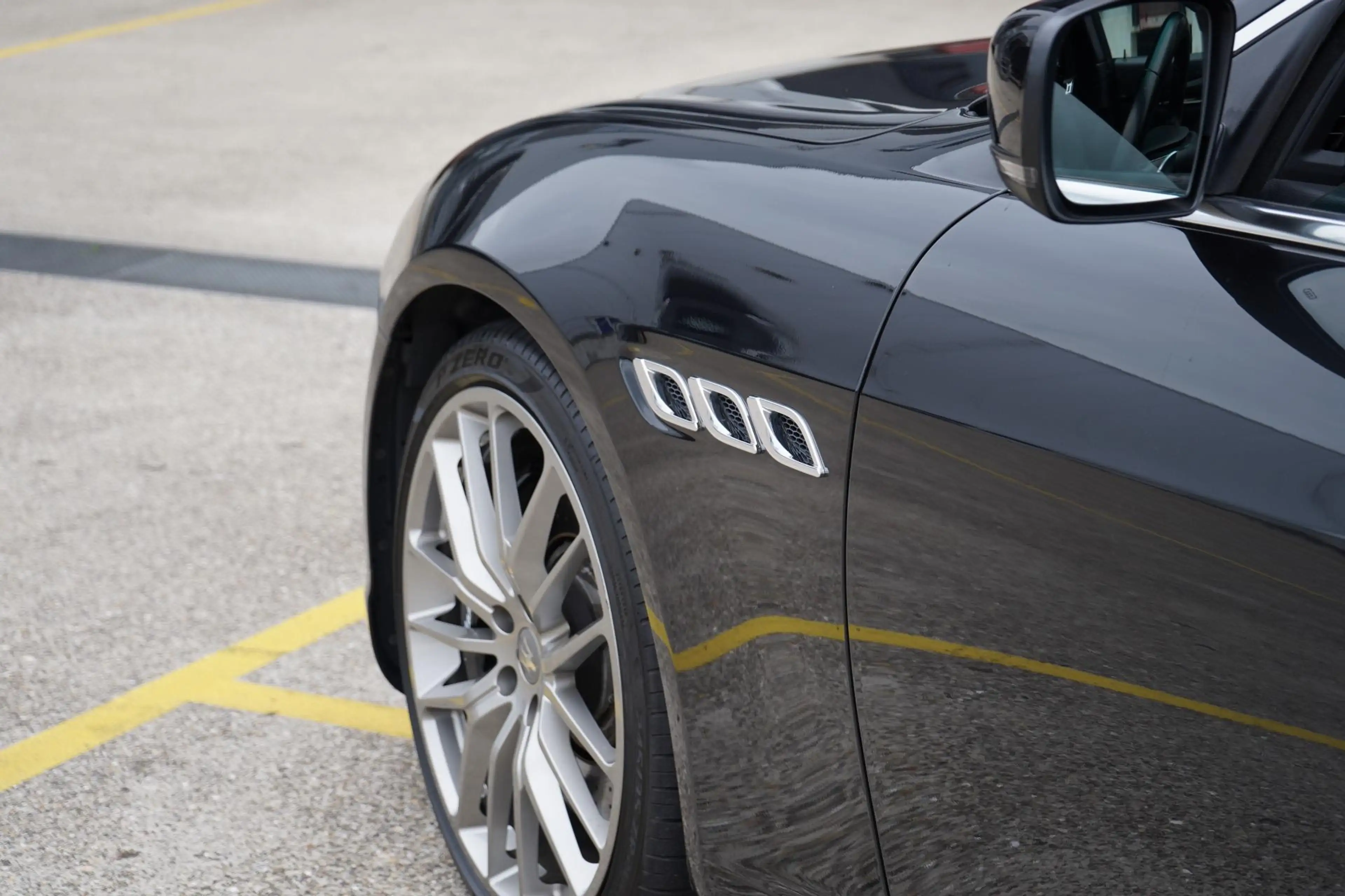 Maserati Quattroporte 3.8 V8 GTS — photo 6