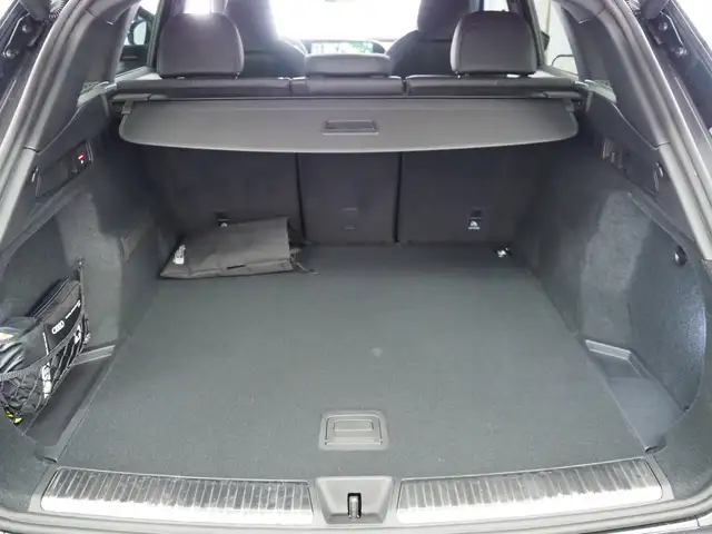 Audi Q5 SUV TDI quattro 150 kW Ansicht 24
