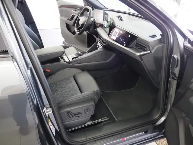 Audi Q5 SUV TDI quattro 150 kW Ansicht 27