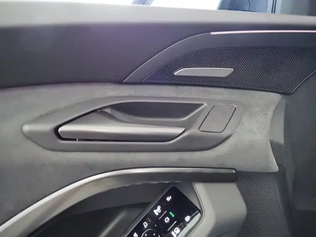 Audi Q5 SUV TDI quattro 150 kW Ansicht 11