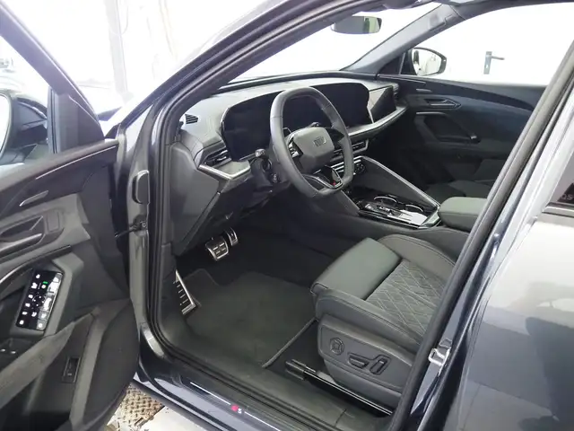 Audi Q5 SUV TDI quattro 150 kW Ansicht 9