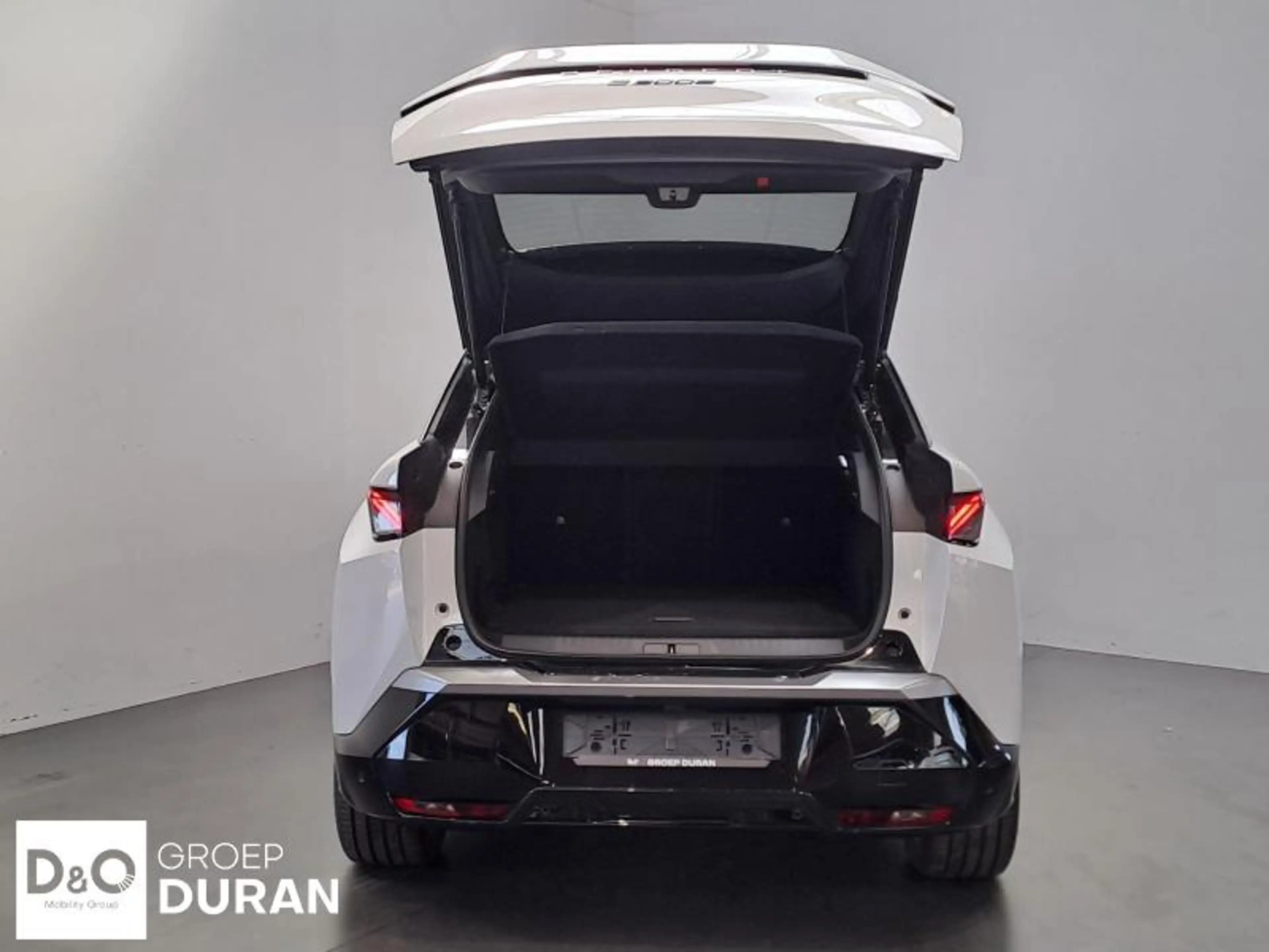 Peugeot 3008 GT 73KWH — photo 5