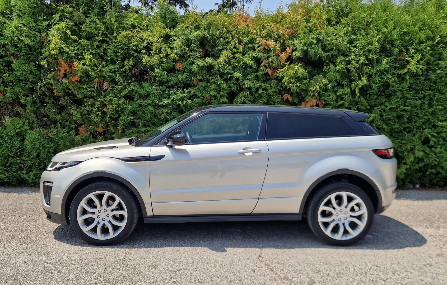 Land Rover Range Rover Evoque Coupe Si4 HSE 4WD PANORAMA-KEYLESS-NAVI-MERIDIAN Oro - 2