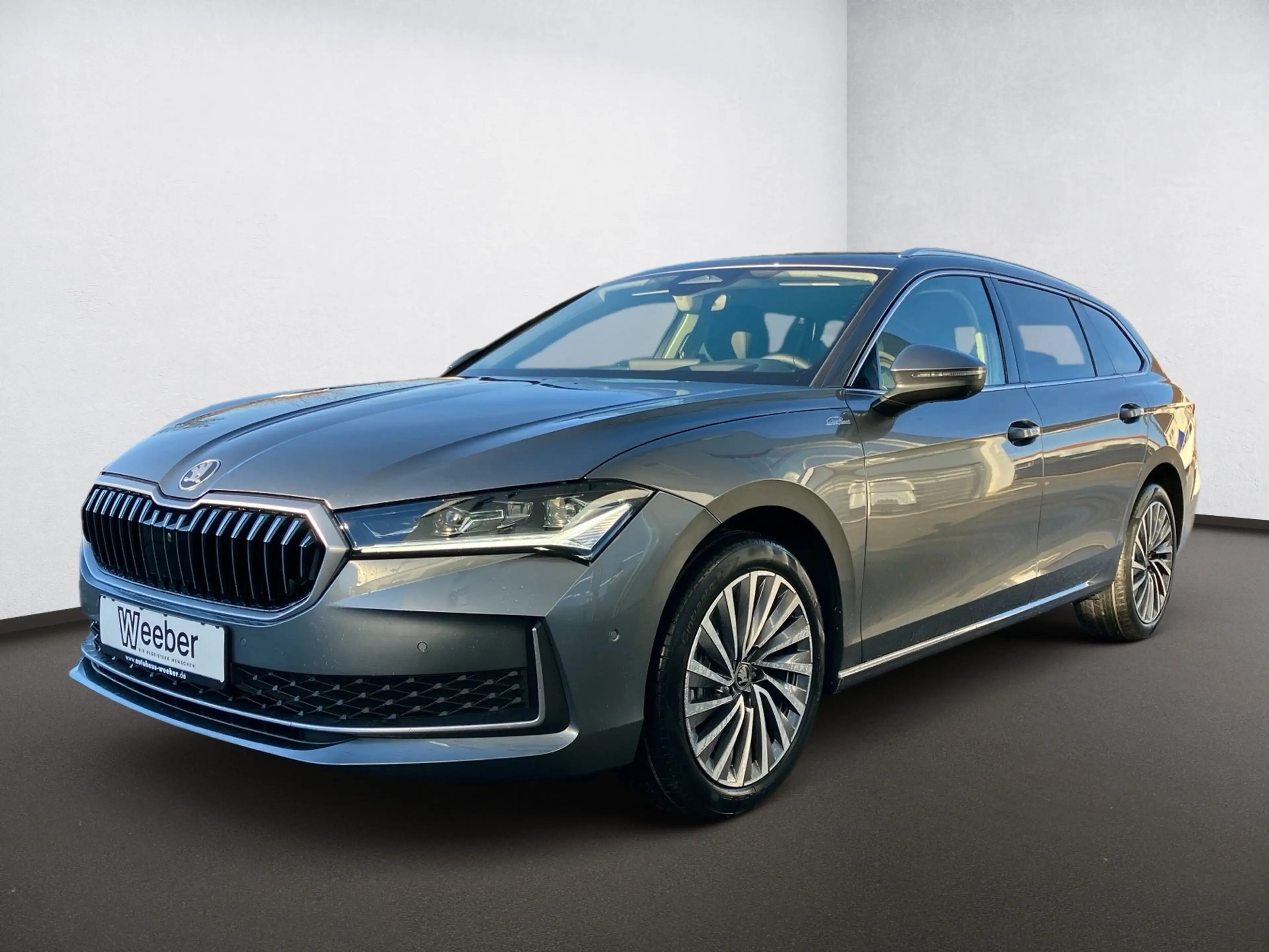 Skoda Superb COMBI 2.0 TDI 4x4 DSG L&K HeadUp AHK LM — photo 3