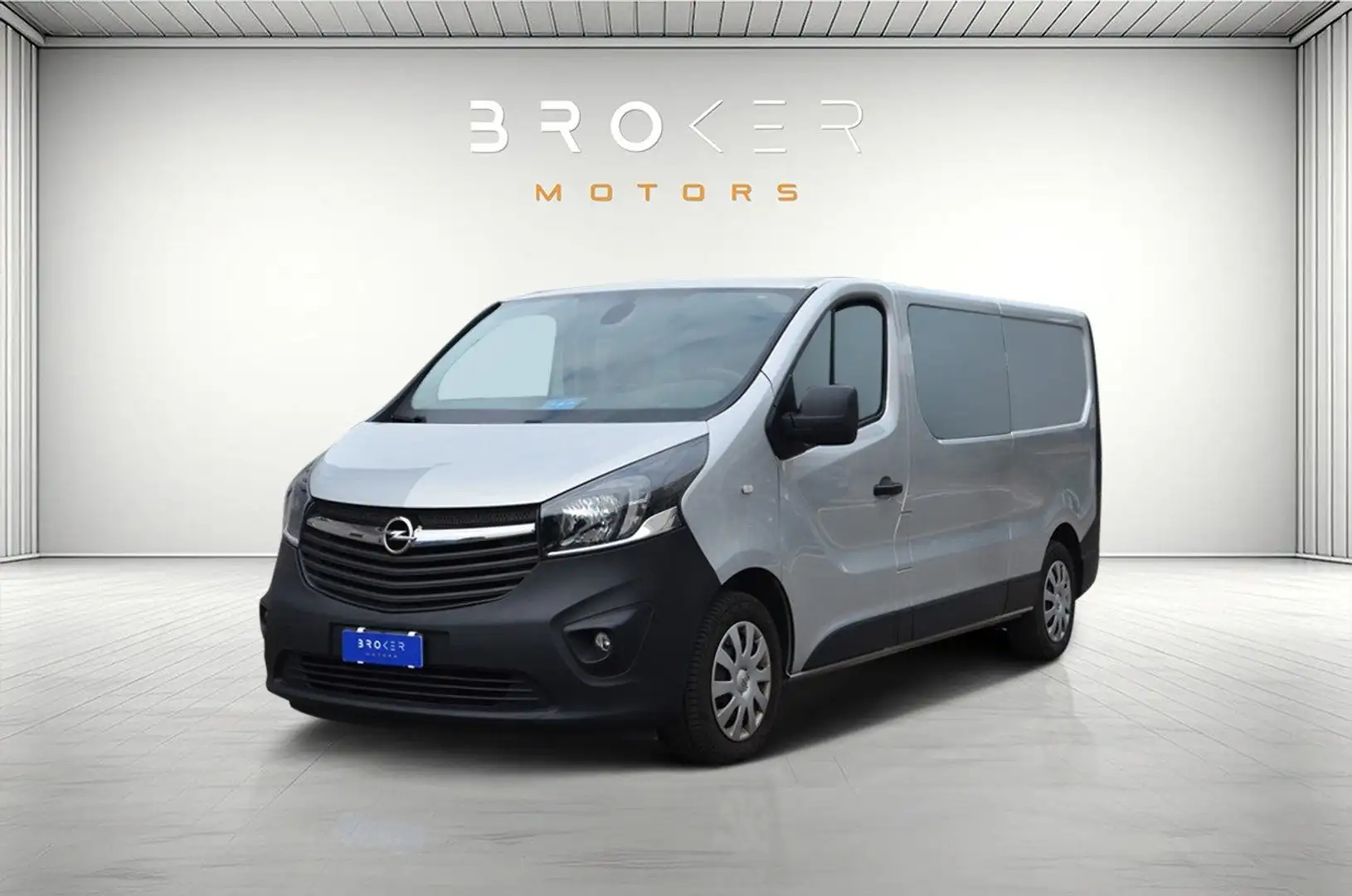 Opel Vivaro 1.6 Diesel BiTurbo S&S IVA ESPOSTA Argento - 1